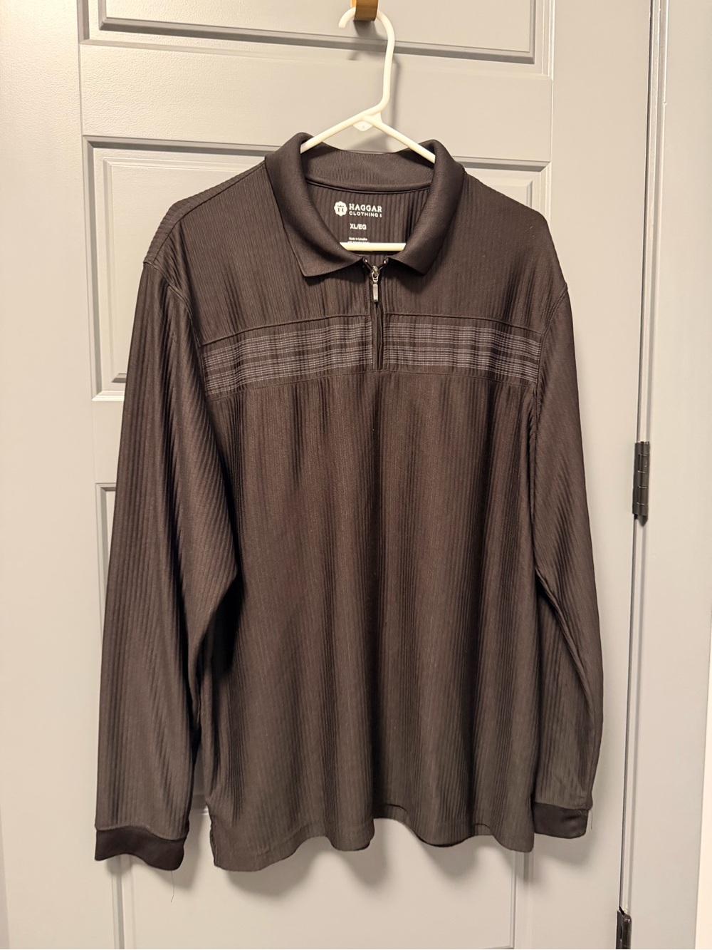 Haggar Men's Long Sleeve Quarter-Zip Polo in Black